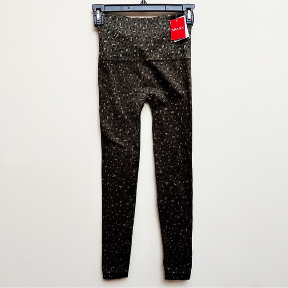 Spanx NWT Olive Leopard Look at Me Now Leggings - Picture 3 of 6